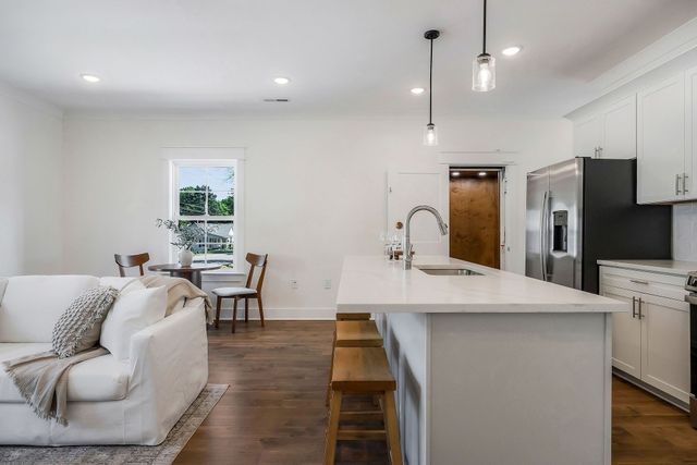 213 S High St Apt 35, Mcminnville, TN 37110