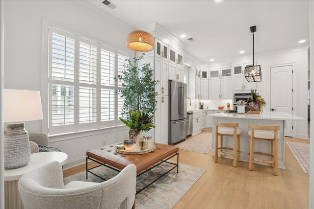 8041 Gibbon Street, Charleston, SC 29492