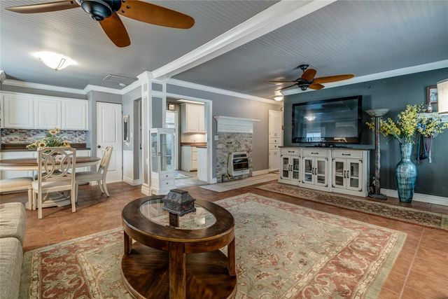 803 E Mosier Street, Norman, OK 73071