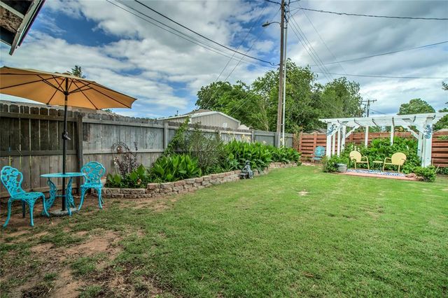 803 E Mosier Street, Norman, OK 73071