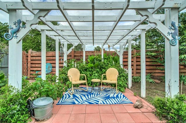 803 E Mosier Street, Norman, OK 73071