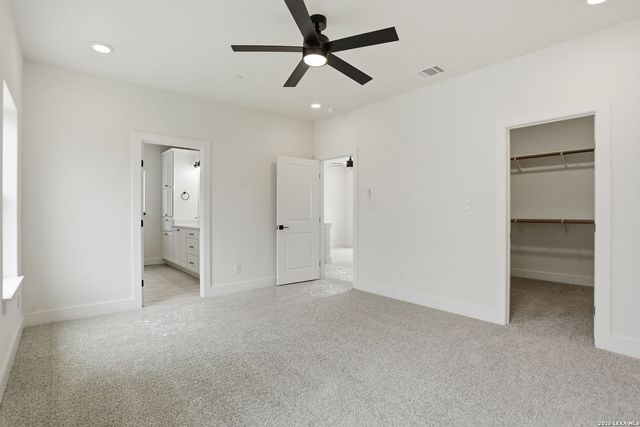 1147 PANIOLO DR, Boerne, TX 78006