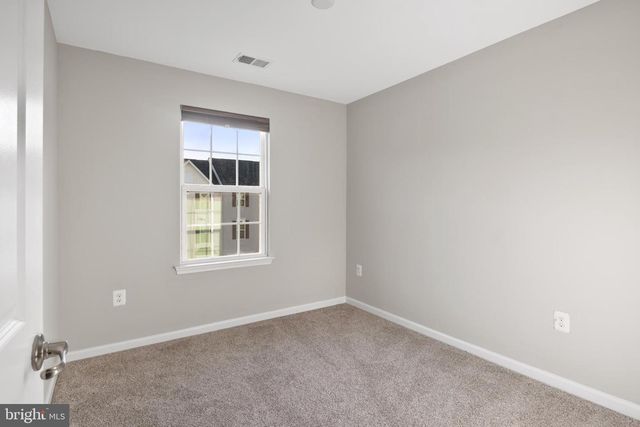 515 STREAMVIEW DR, Fredericksburg, VA 22405