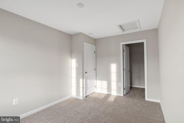 515 STREAMVIEW DR, Fredericksburg, VA 22405