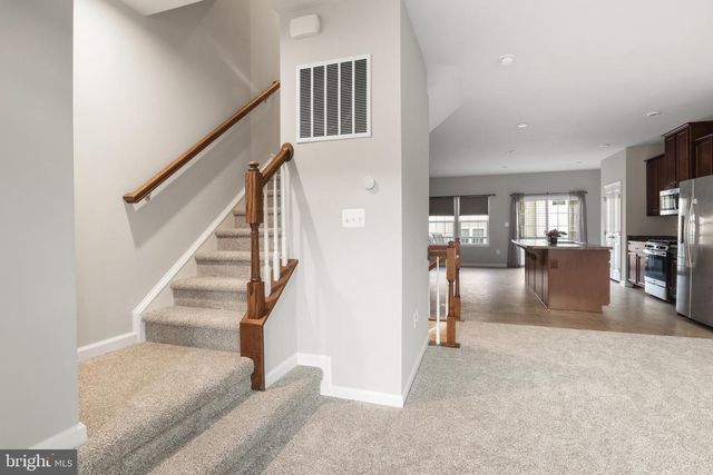 515 STREAMVIEW DR, Fredericksburg, VA 22405