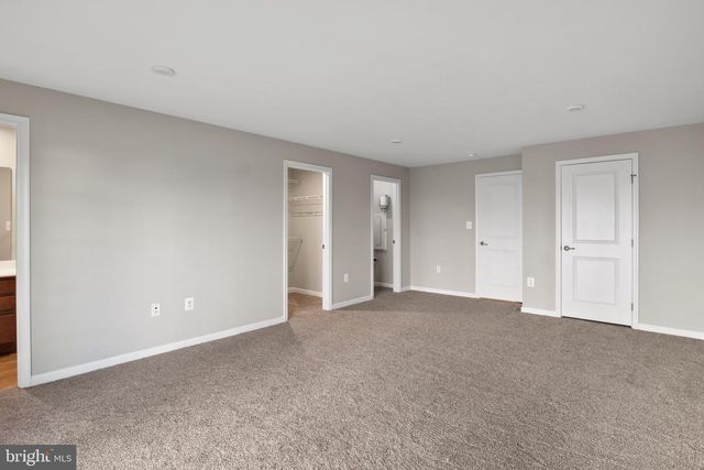 515 STREAMVIEW DR, Fredericksburg, VA 22405
