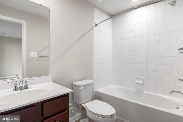 515 STREAMVIEW DR, Fredericksburg, VA 22405