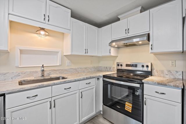 1018 Waterview Lane SW, Carolina Shores, NC 28467