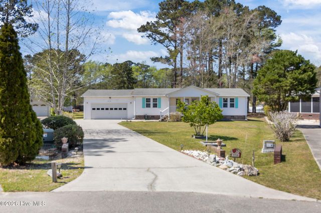 1018 Waterview Lane SW, Carolina Shores, NC 28467