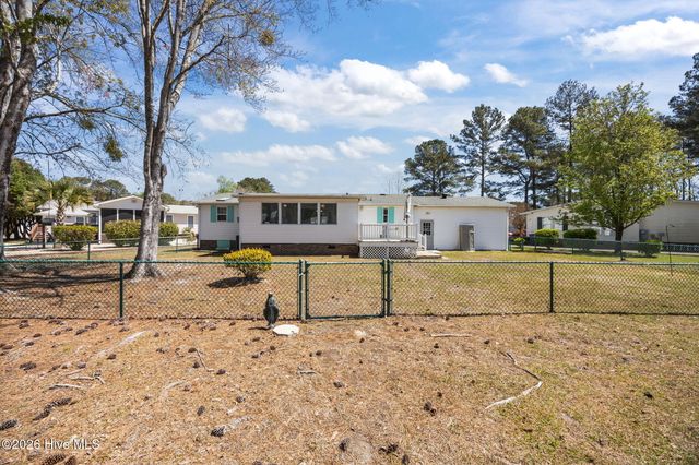 1018 Waterview Lane SW, Carolina Shores, NC 28467
