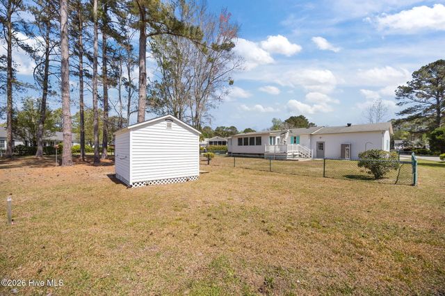1018 Waterview Lane SW, Carolina Shores, NC 28467