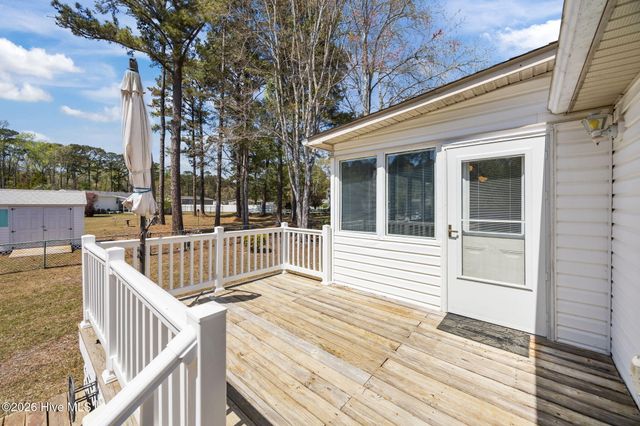 1018 Waterview Lane SW, Carolina Shores, NC 28467