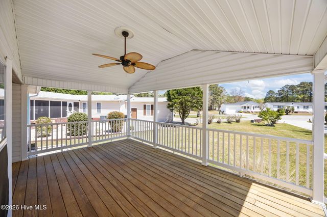 1018 Waterview Lane SW, Carolina Shores, NC 28467