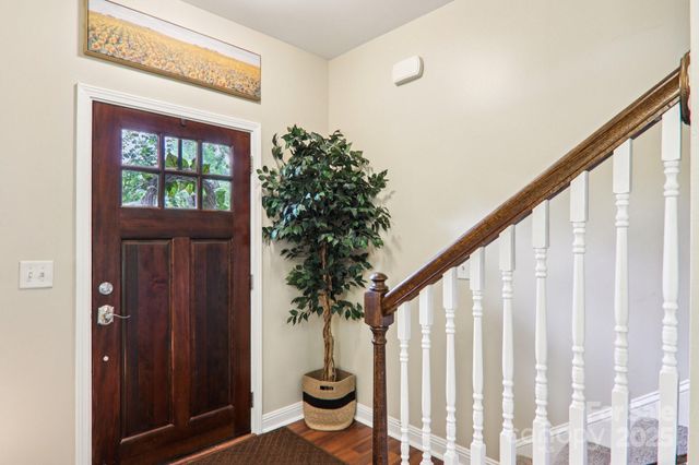 22 Streamside Drive, Hendersonville, NC 28791