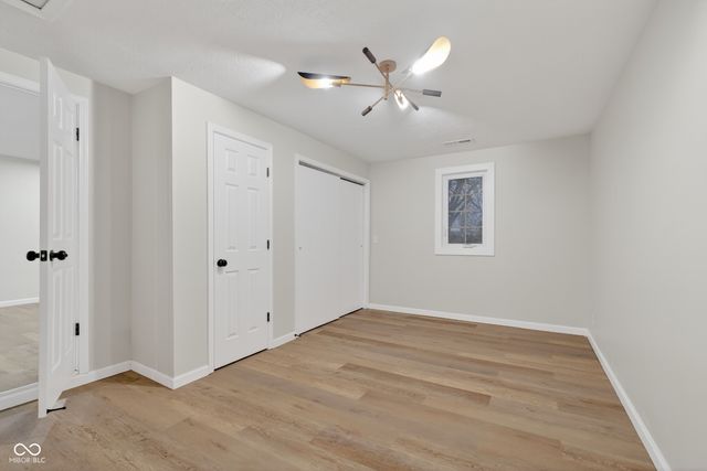 630 Karen Drive, Zionsville, IN 46077