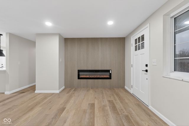 630 Karen Drive, Zionsville, IN 46077