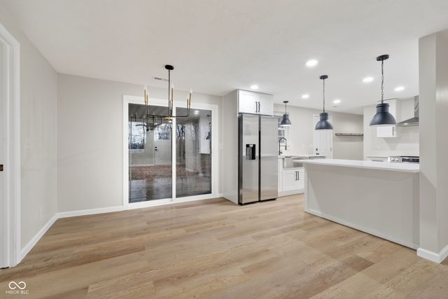 630 Karen Drive, Zionsville, IN 46077