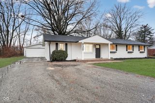 630 Karen Drive, Zionsville, IN 46077