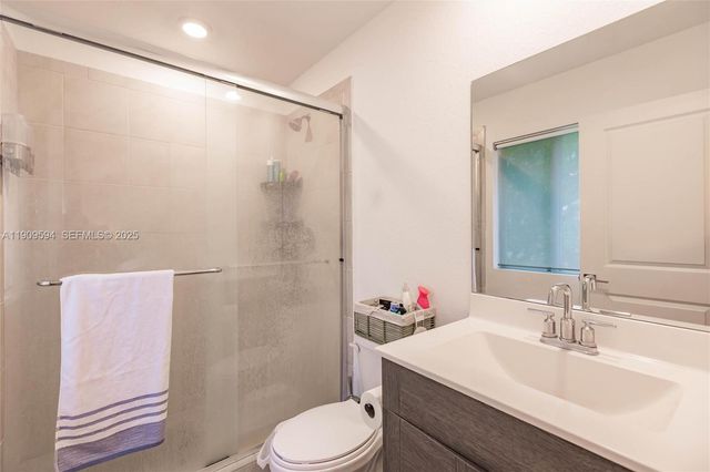 2333 SE 10th Street, Homestead, FL 33035