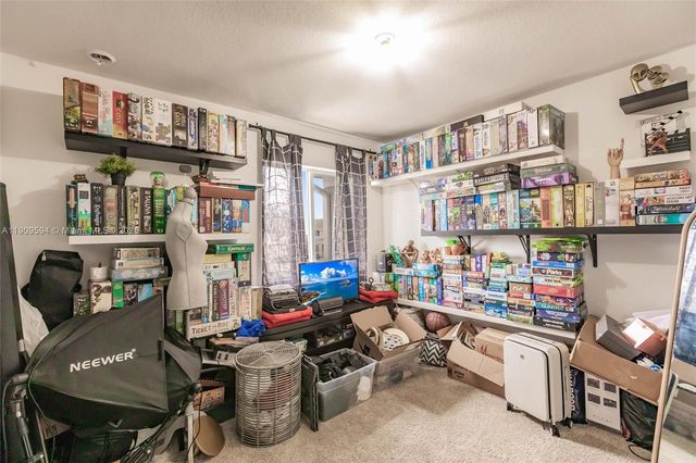 2333 SE 10th Street, Homestead, FL 33035