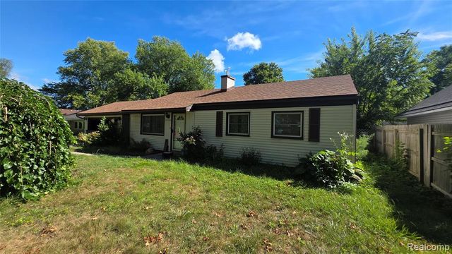 37256 Garvin Street, Clinton Township, MI 48036