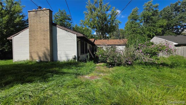 37256 Garvin Street, Clinton Township, MI 48036