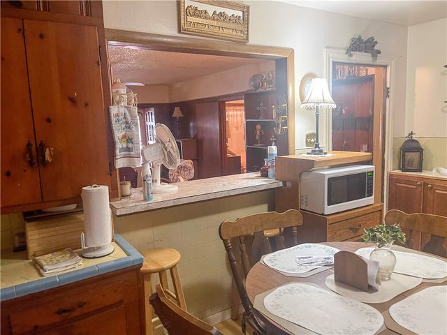 826 E Lott Ave, Kingsville, TX 78363