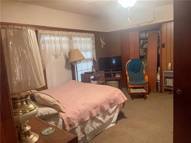 826 E Lott Ave, Kingsville, TX 78363