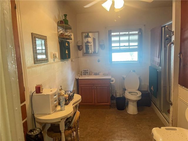 826 E Lott Ave, Kingsville, TX 78363