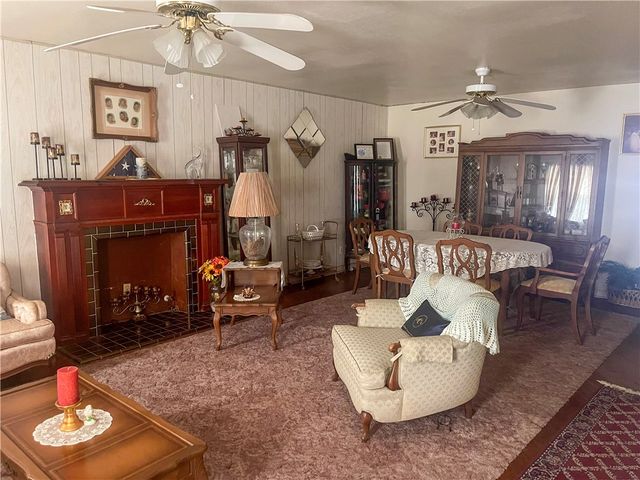 826 E Lott Ave, Kingsville, TX 78363