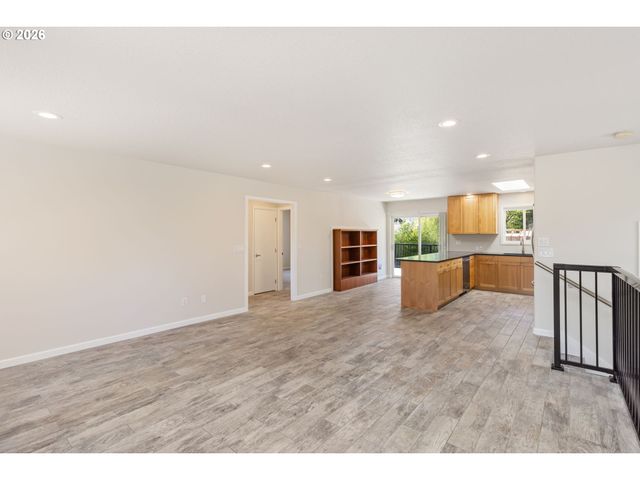 5719 Sw 40TH Ave, Portland, OR 97221