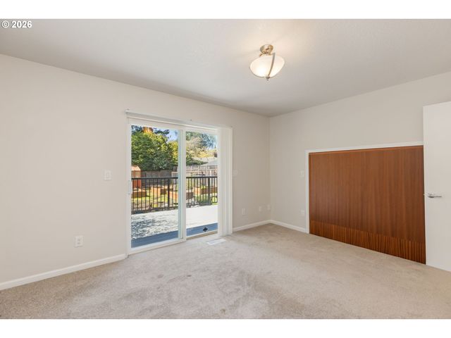 5719 Sw 40TH Ave, Portland, OR 97221