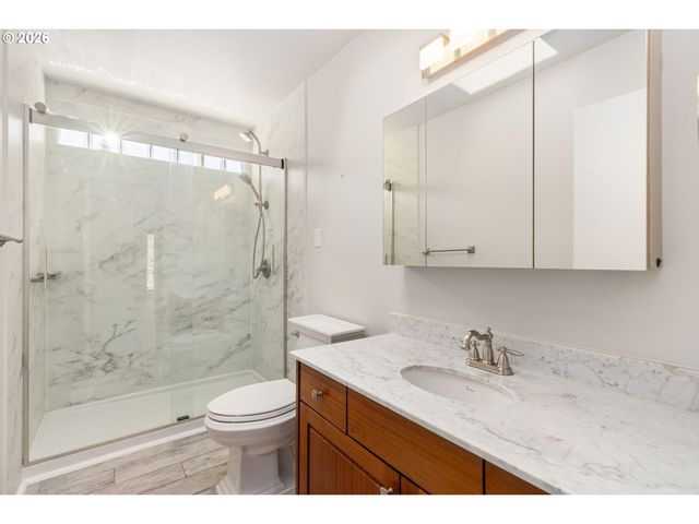 5719 Sw 40TH Ave, Portland, OR 97221