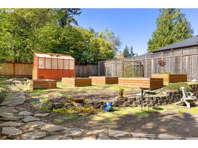 5719 Sw 40TH Ave, Portland, OR 97221