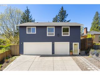 5719 Sw 40TH Ave, Portland, OR 97221