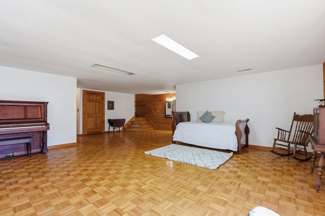 925 W 14 Highway, Landrum, SC 29356