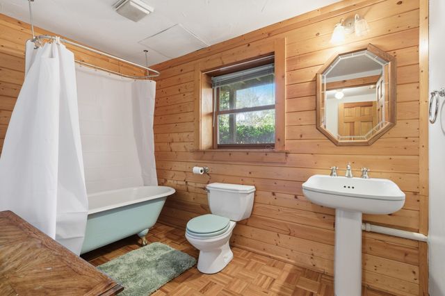 925 W 14 Highway, Landrum, SC 29356