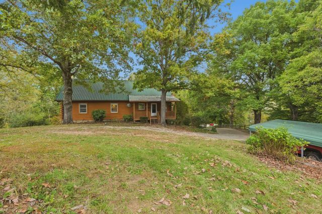 925 W 14 Highway, Landrum, SC 29356