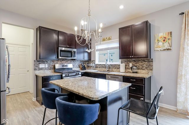 1331 Horse Shoe, Greenwood, IN 46143