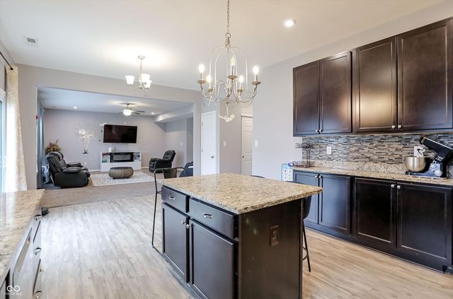 1331 Horse Shoe, Greenwood, IN 46143