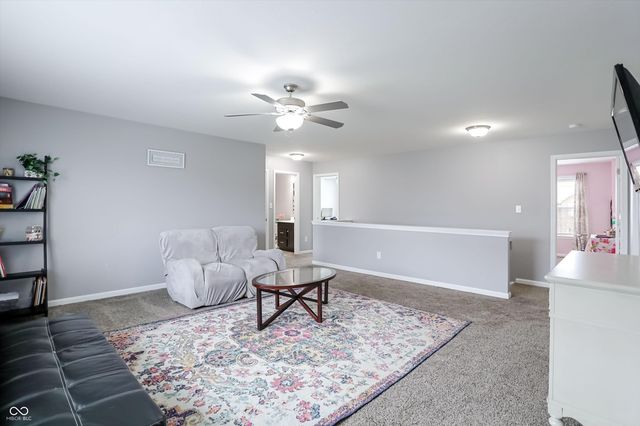 1331 Horse Shoe, Greenwood, IN 46143