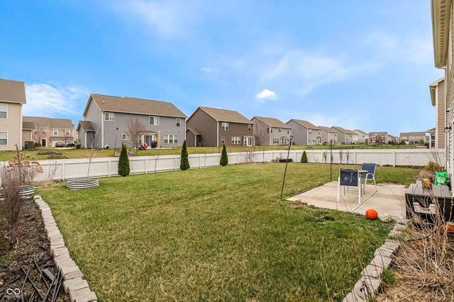 1331 Horse Shoe, Greenwood, IN 46143