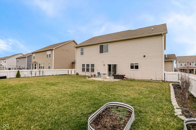 1331 Horse Shoe, Greenwood, IN 46143