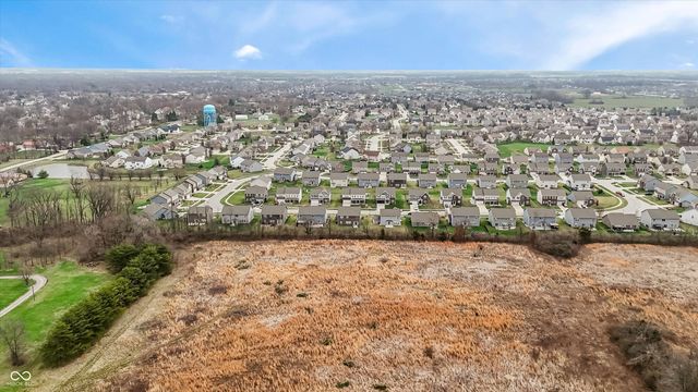 1331 Horse Shoe, Greenwood, IN 46143