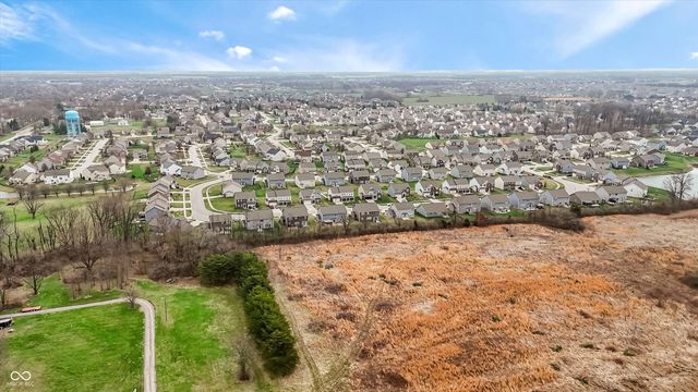 1331 Horse Shoe, Greenwood, IN 46143