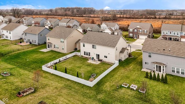 1331 Horse Shoe, Greenwood, IN 46143