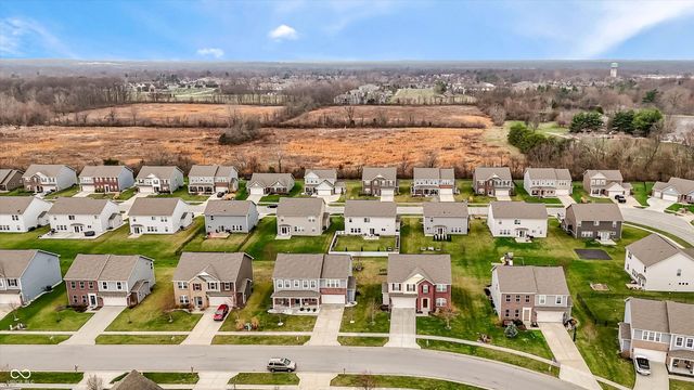 1331 Horse Shoe, Greenwood, IN 46143