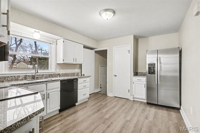 310 Saint Nicholas Lane, Florissant, MO 63031