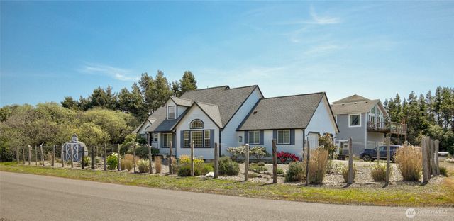 600 Ocean Shores Boulevard SW, Ocean Shores, WA 98569