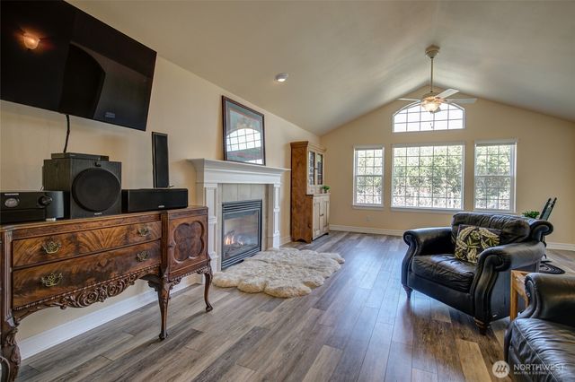 600 Ocean Shores Boulevard SW, Ocean Shores, WA 98569